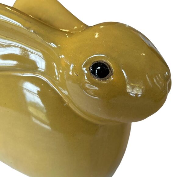 Vintage Yellow Mustard Colored Bunny Rabbit Ceramic Figurine - Picture 5 of 6